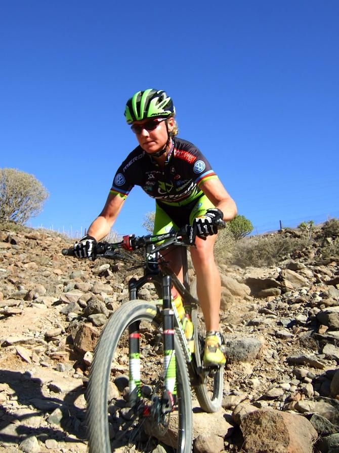 Gunn-Rita Dahle Flesjaa trains in dry and dusty conditions that are normal for Gran Canaria