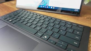 Asus Zenbook Duo (2025)