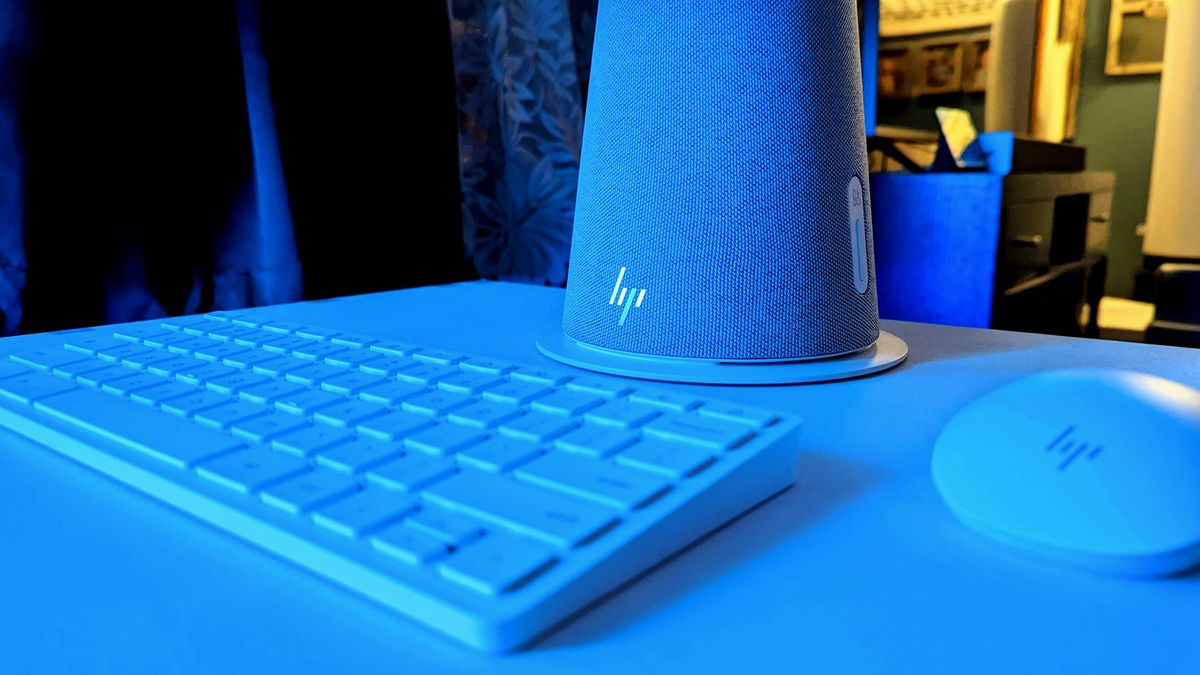 HP Chromebase All-in-One review: A great-looking computer that puts a ...