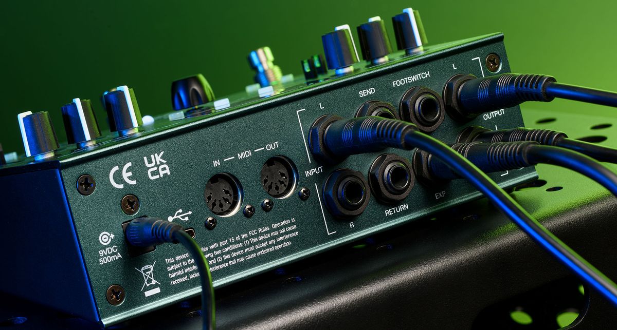 Electro-Harmonix Oceans Abyss Advanced Reverb Laboratory: not so much a reverb pedal as a MIDI-enabled workstation.