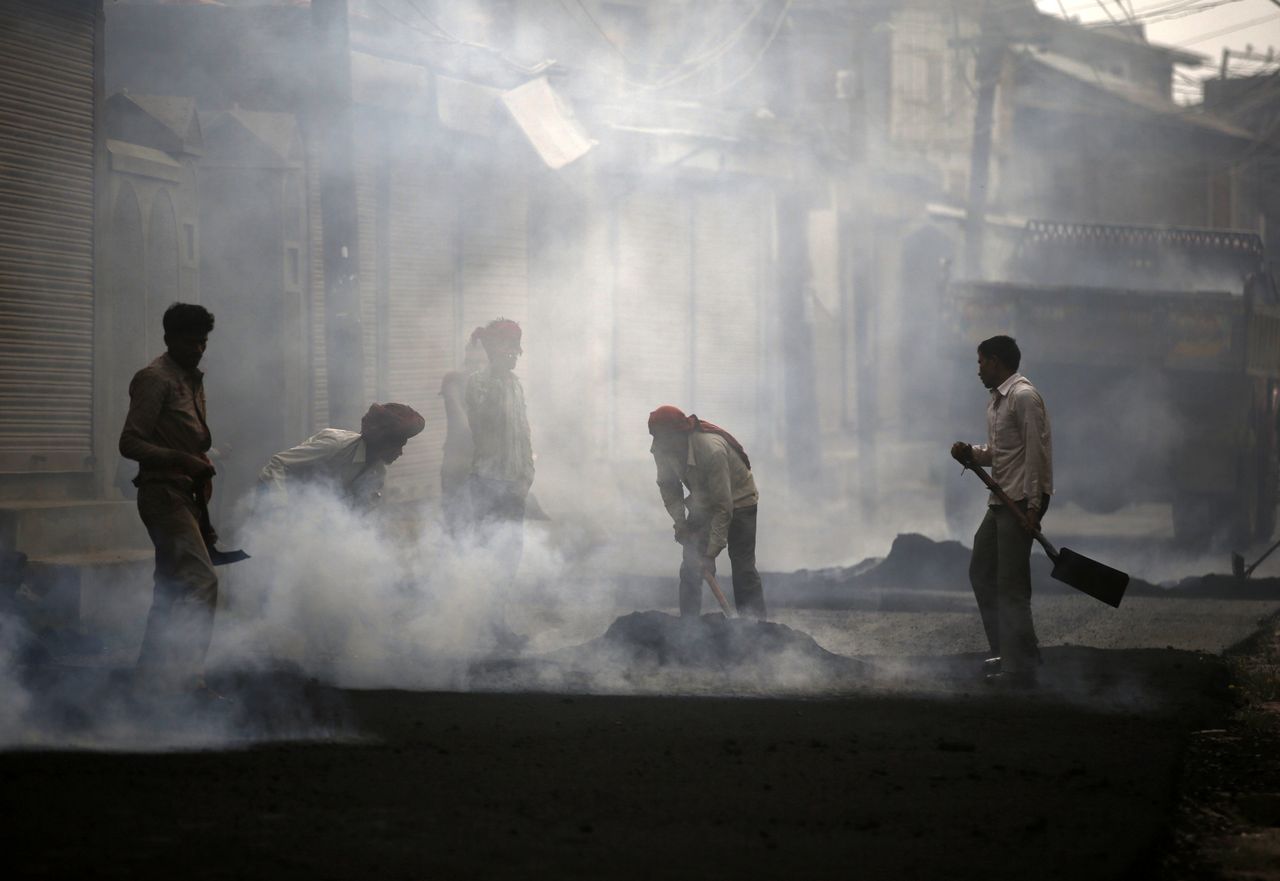 Laborers in India