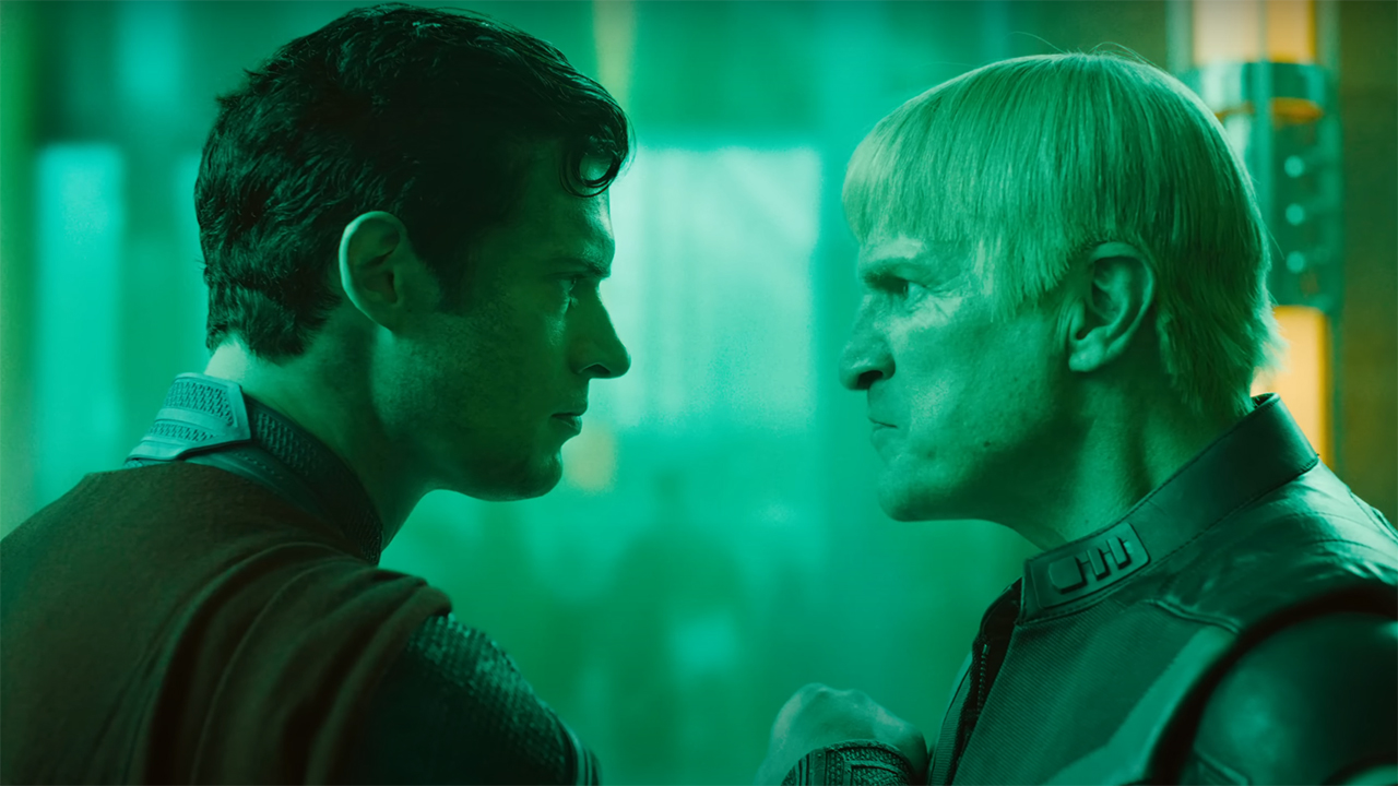 Clark Kent facing up to Guy Gardner in 2025's Superman movie
