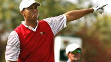 Tiger Woods cries fore and points left GettyImages-77089772