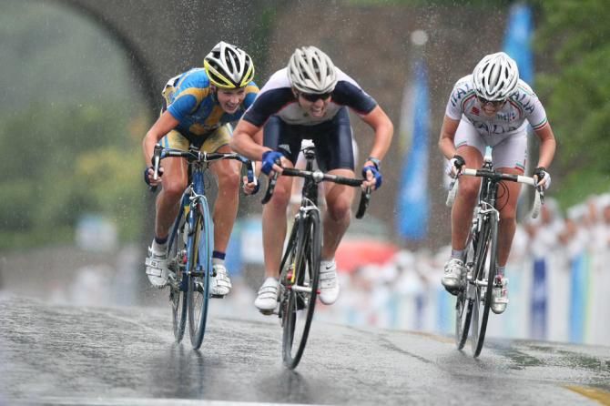 Nicole Cooke is moments away from winning the 2008 Olympic Games road race gold medal in Beijing
