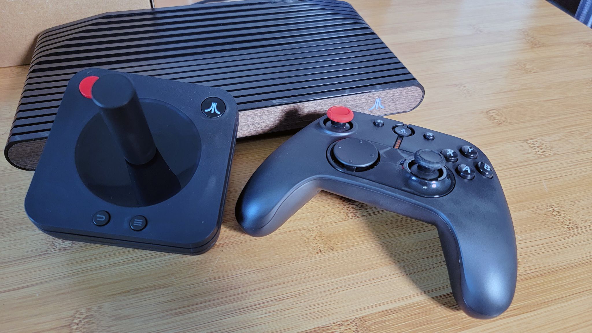 Atari VCS Review: ความคิดถึงยังไม่เพียงพอ - TH Atsit