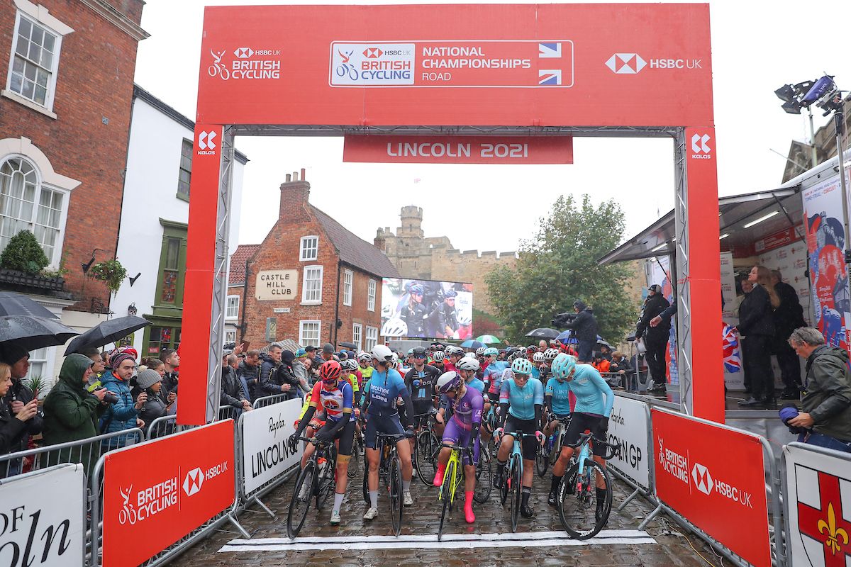 Picture by Alex Whitehead/SWpix.com - 17/10/2021 - Cycling - Women's National Road Championships - Rapha Lincoln GP - Lincoln, England - The women's road race prepares to roll out from Castle square.