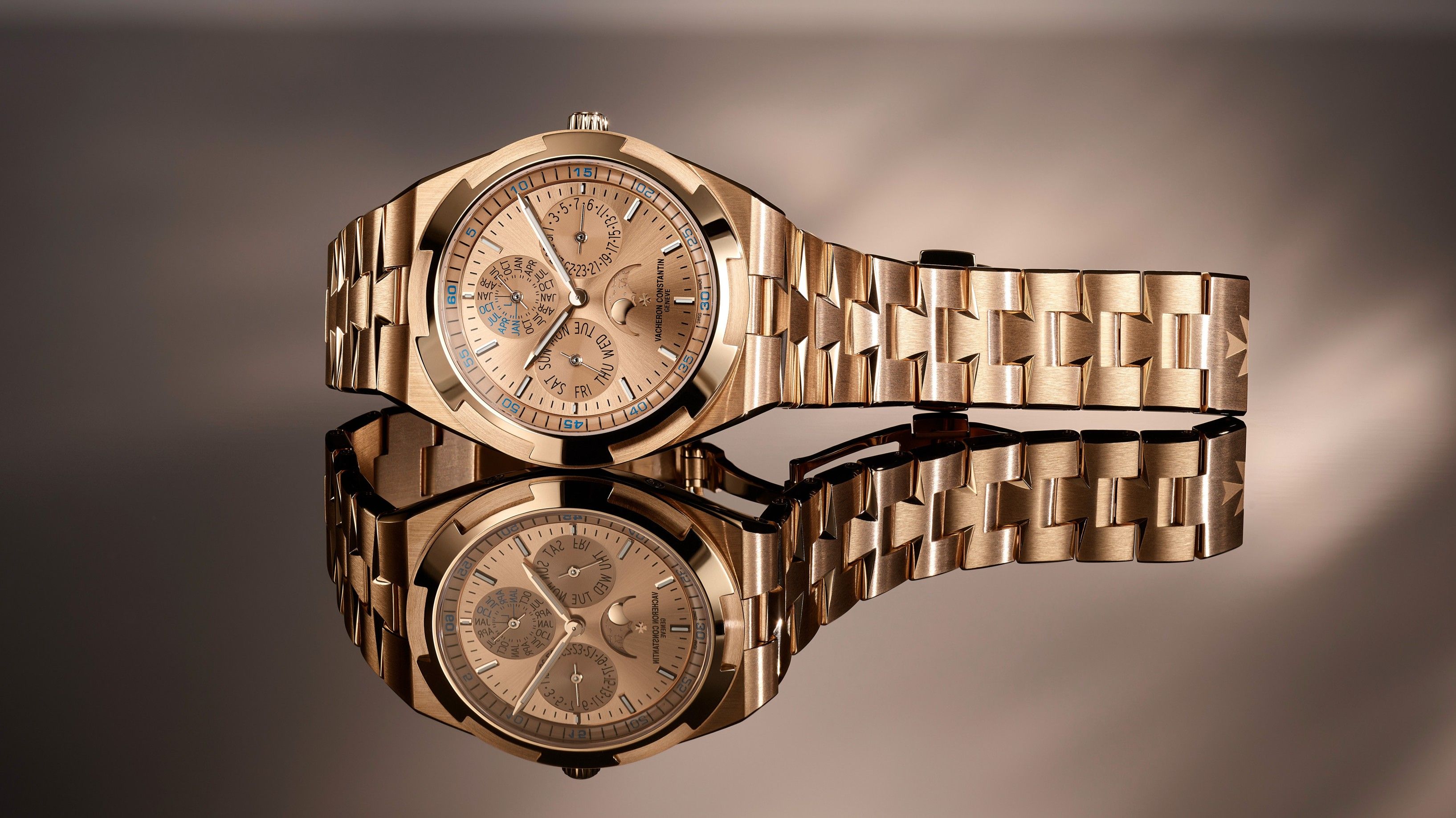 Vacheron Constantin Overseas Perpetual Calendar Ultra-Slim
