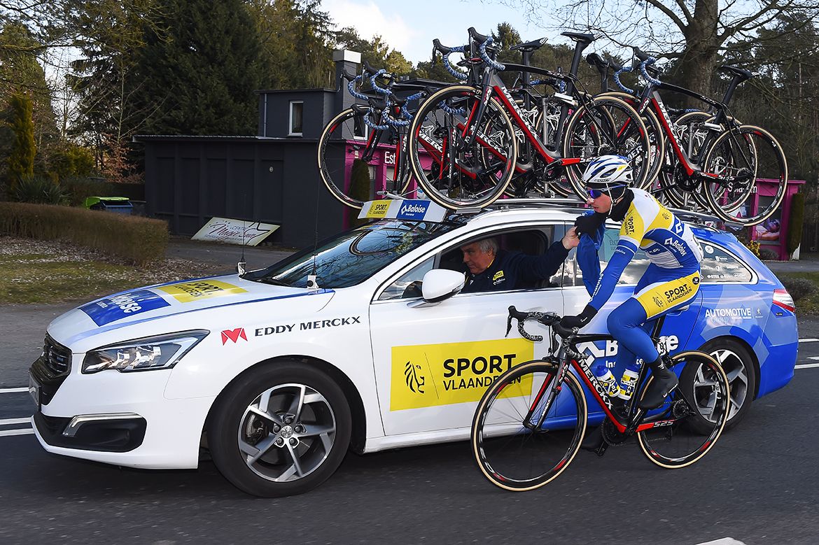 Edward Planckaert loses some clothing during Le Samyn