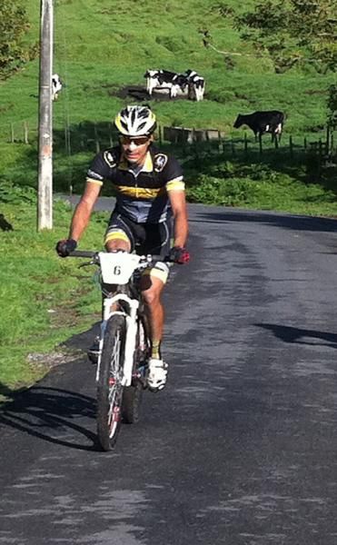 Luis Mejia (7Capital/Economy) in the lead