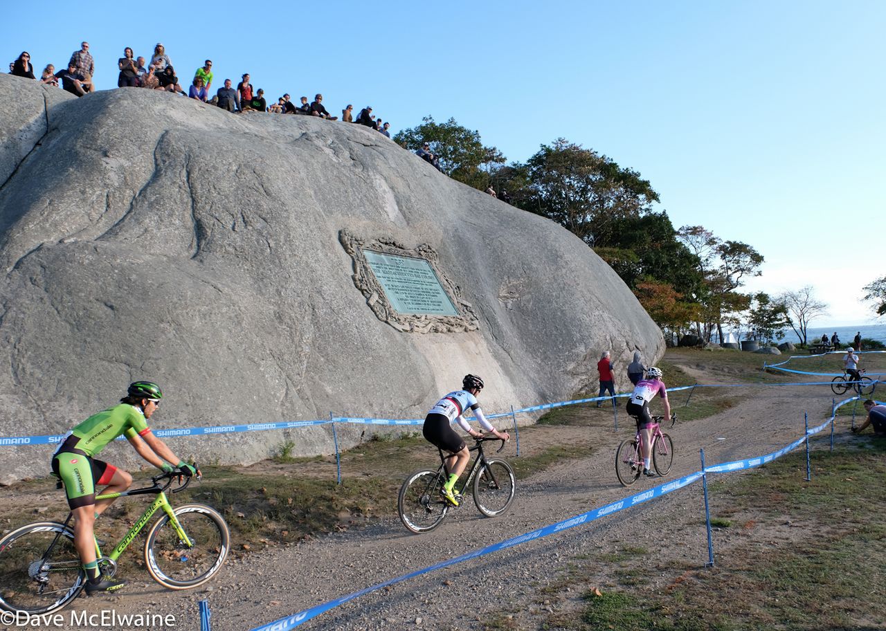 The leaders pass by the big rock at the end of lap one.