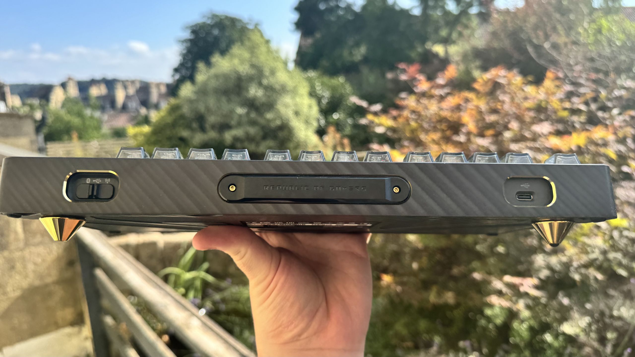 Asus ROG Azoth Extreme Edition 20 from the back, outside