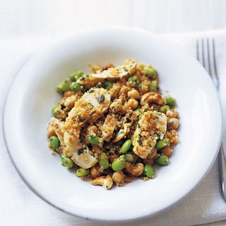 Quinoa Salad with Chickpeas, Soy Beans and Poached Chicken