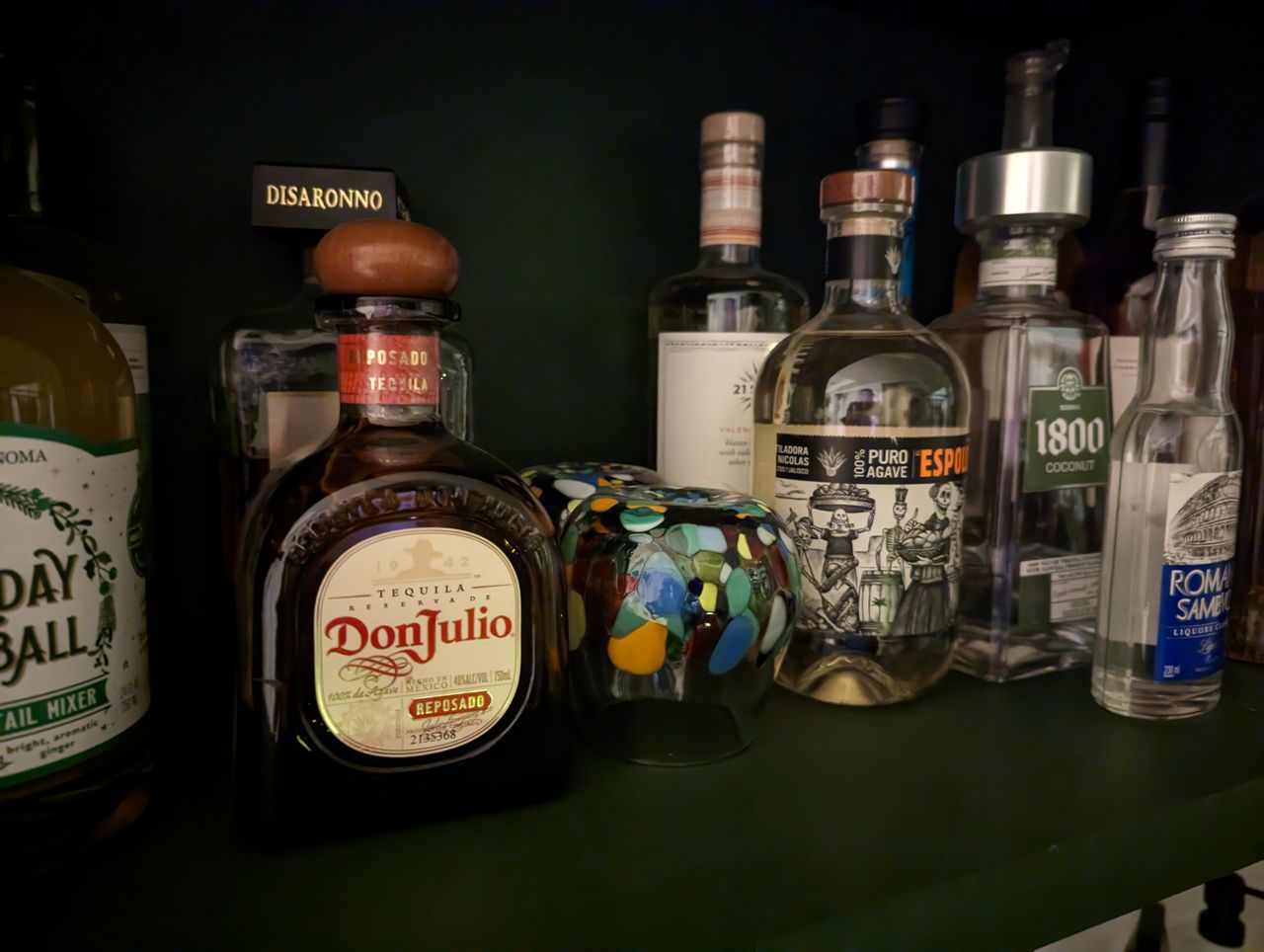 Pixel 7 Pro photo of bar