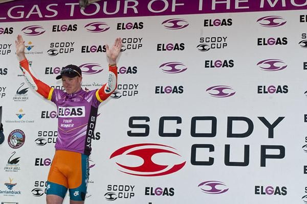 One better: Tour winner Joel Pearson (Genesys Wealth Advisers) was runner-up here last year but can now takes home the spoils of victory in the 2010 Elgas Tour of the Murray River.