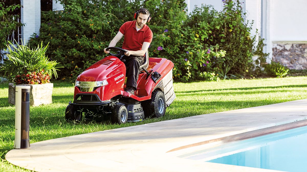 Best rideon lawn mower 2019 mini tractors built for levelling larger