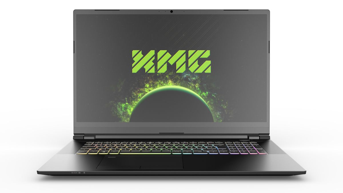 XMG Pro 17