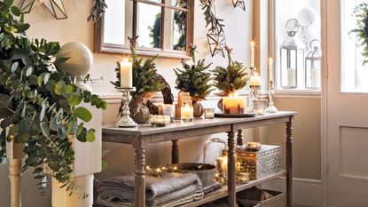 30 Christmas Hallway Decorating Ideas For A Festive Hall | Ideal Home