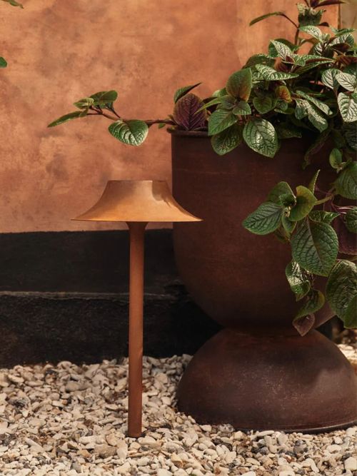 Cortivo Outdoor Solar Light in Rust