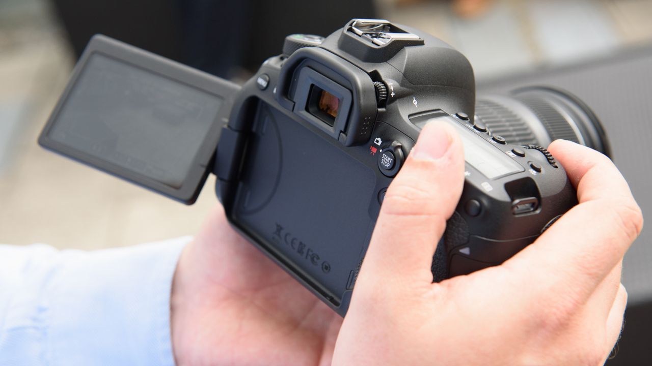 Canon EOS 6D Mark II