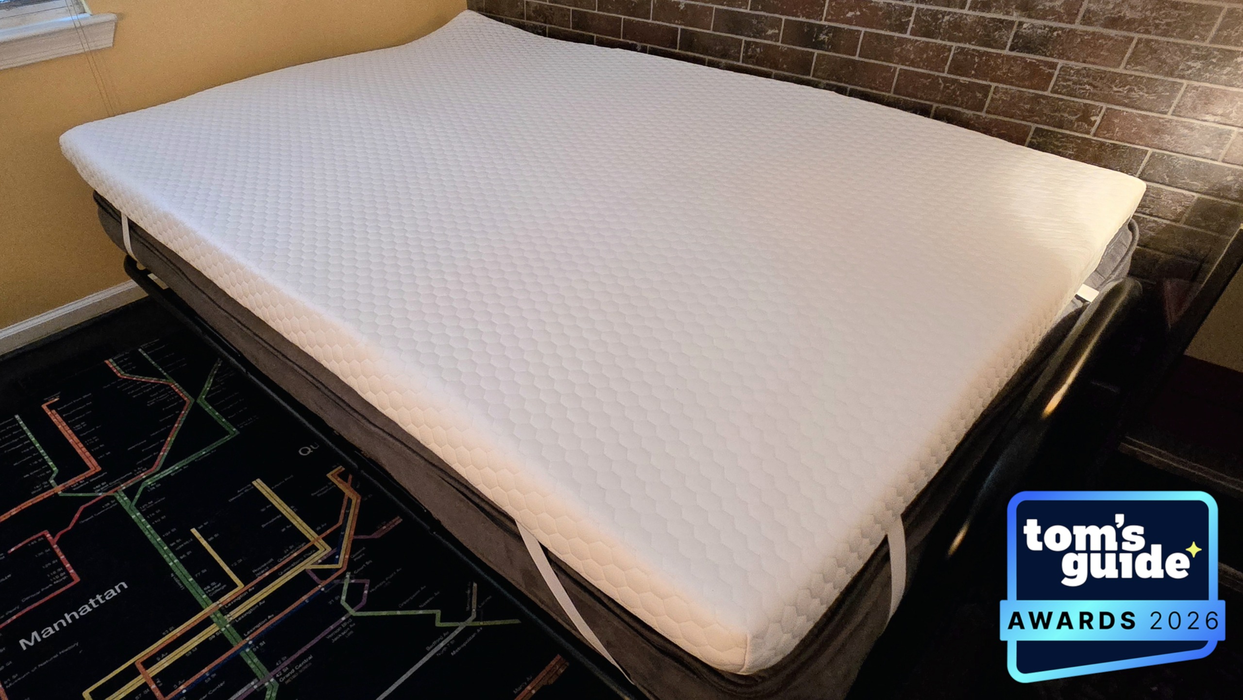 The Helix ErgoAlign Mattress Topper with a TG Awards 2026 badge