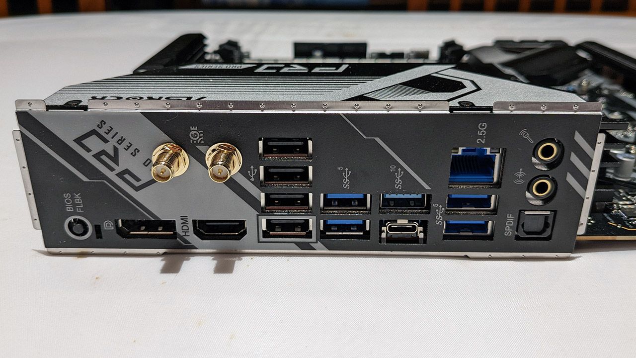 Asrock X670E Pro RS