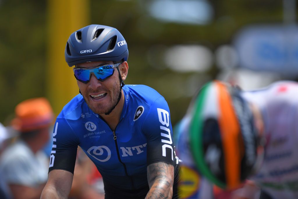 Giacomo Nizzolo wins stage 5