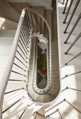 feature staircase in Richmond house by Nomad
