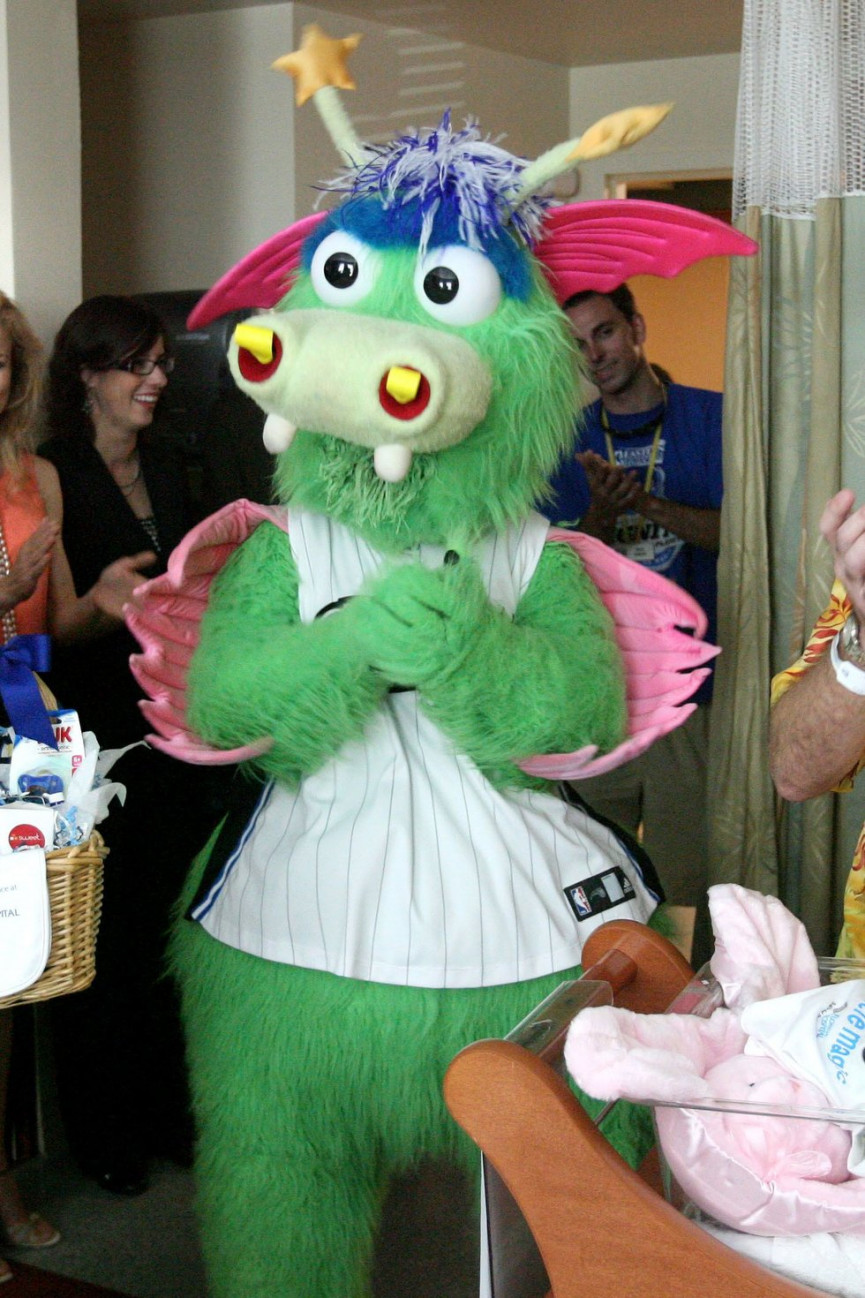 the-30-worst-sports-mascots-27-1556695392-Ipft-column-width-inline.jpg