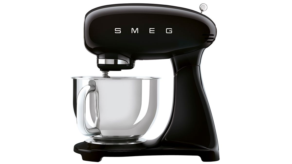 Smeg stand mixer in black