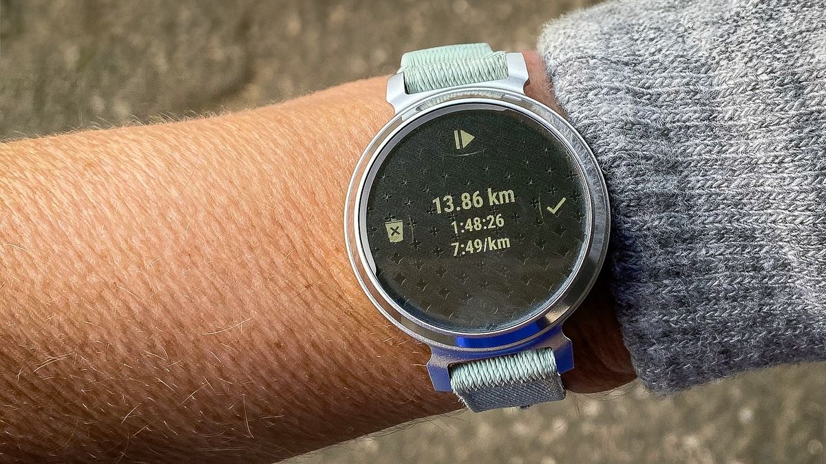Garmin's daintiest watch ever is designed for small wrists