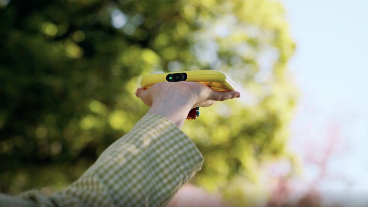 Snapchat Meluncurkan Drone yang Menangkap 60 Detik Snaps seharga $250