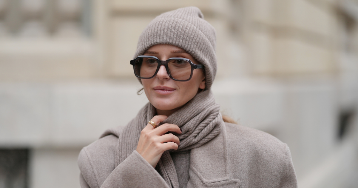 5 Under-the-Radar Causes of Winter Breakouts—And How Your Cosy Scarf Could ...