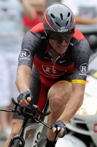 Lance Armstrong (RadioShack) rides to a 44th place, 29 seconds behind the winner.