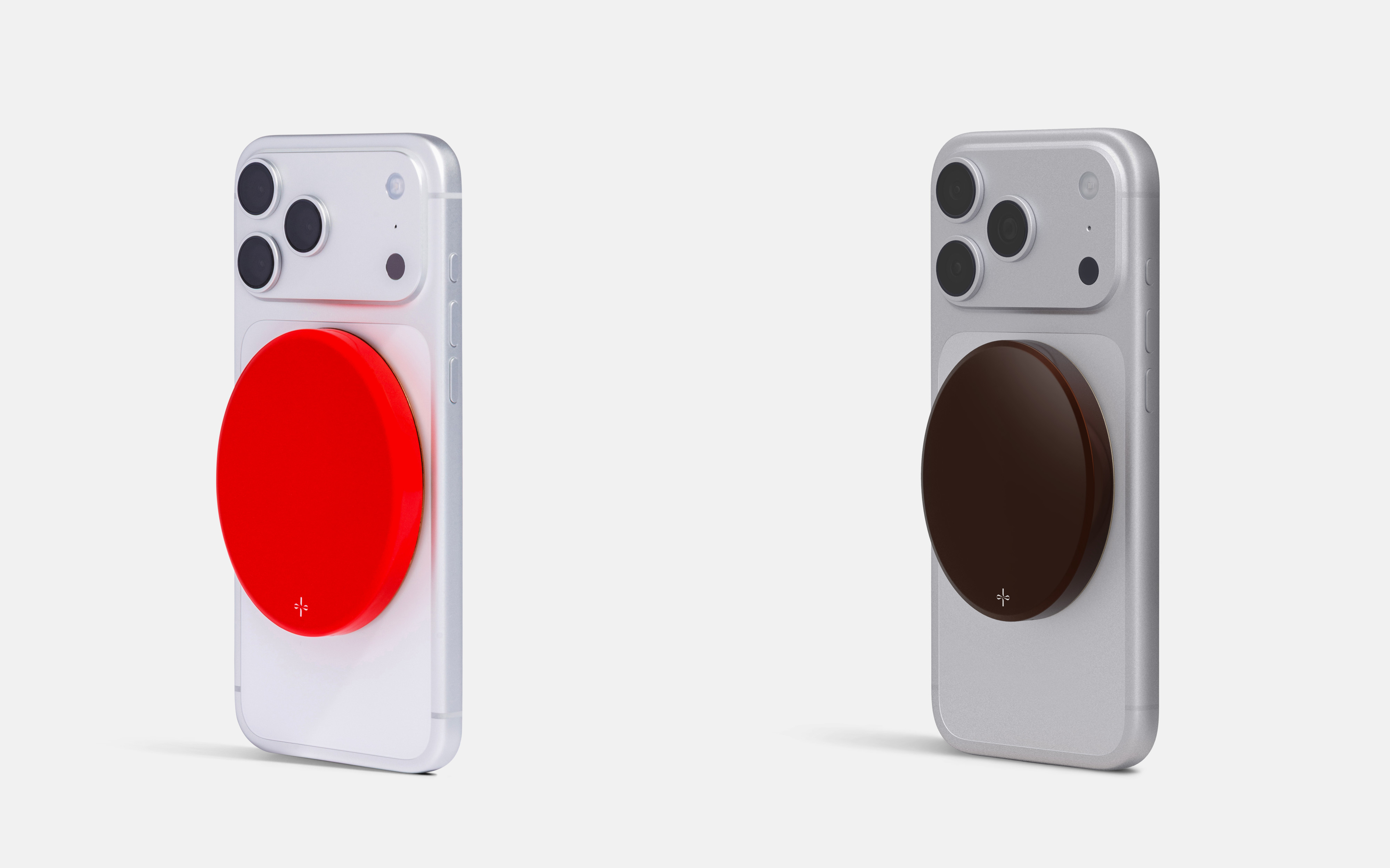 Alma wireless charger by Addition in Roja Red and Cacao Brown