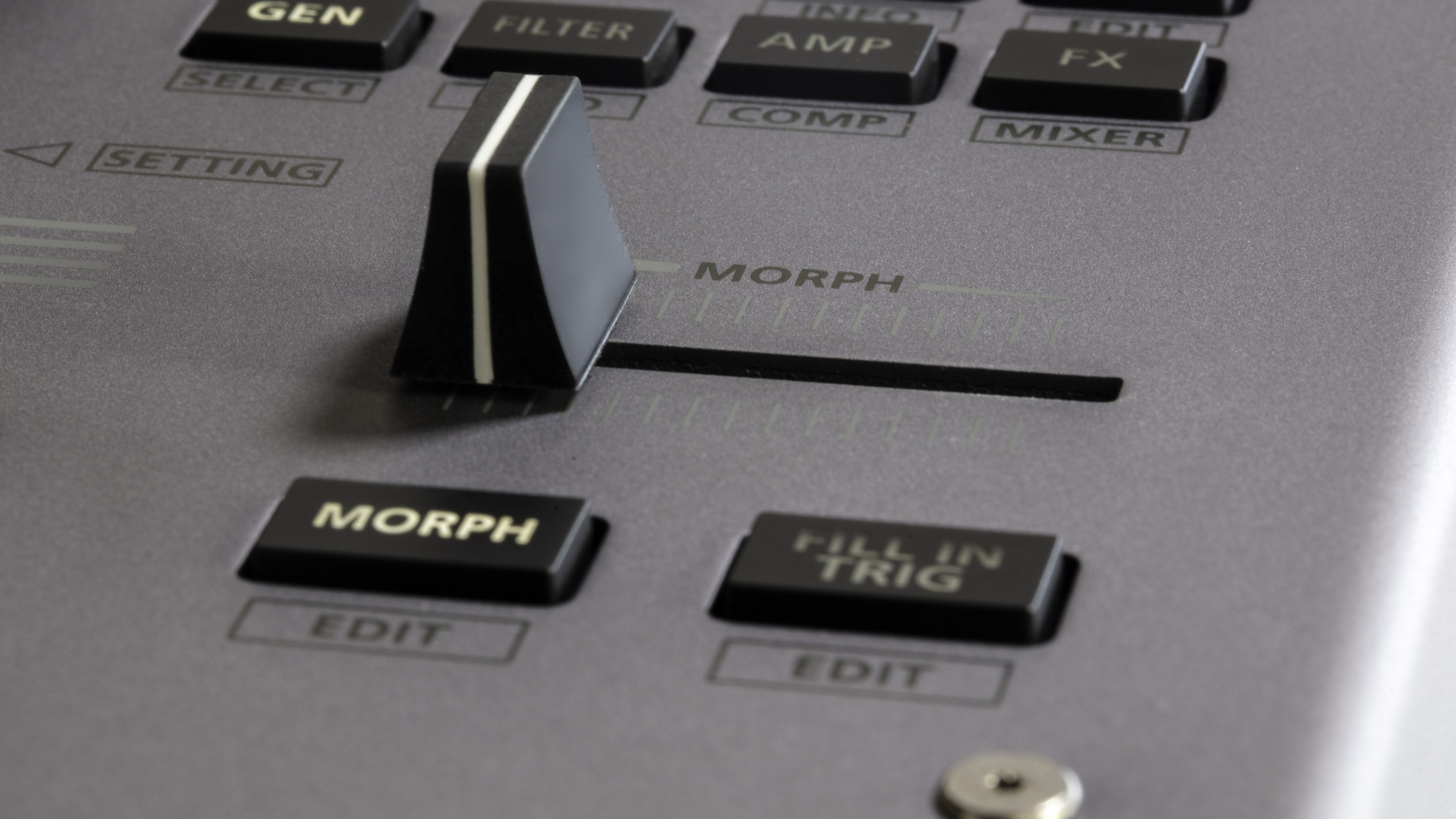Roland TR-1000