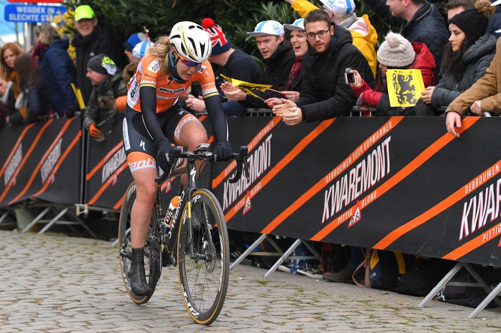 Anna van der Breggen rides solo to the finish of Tour of Flanders