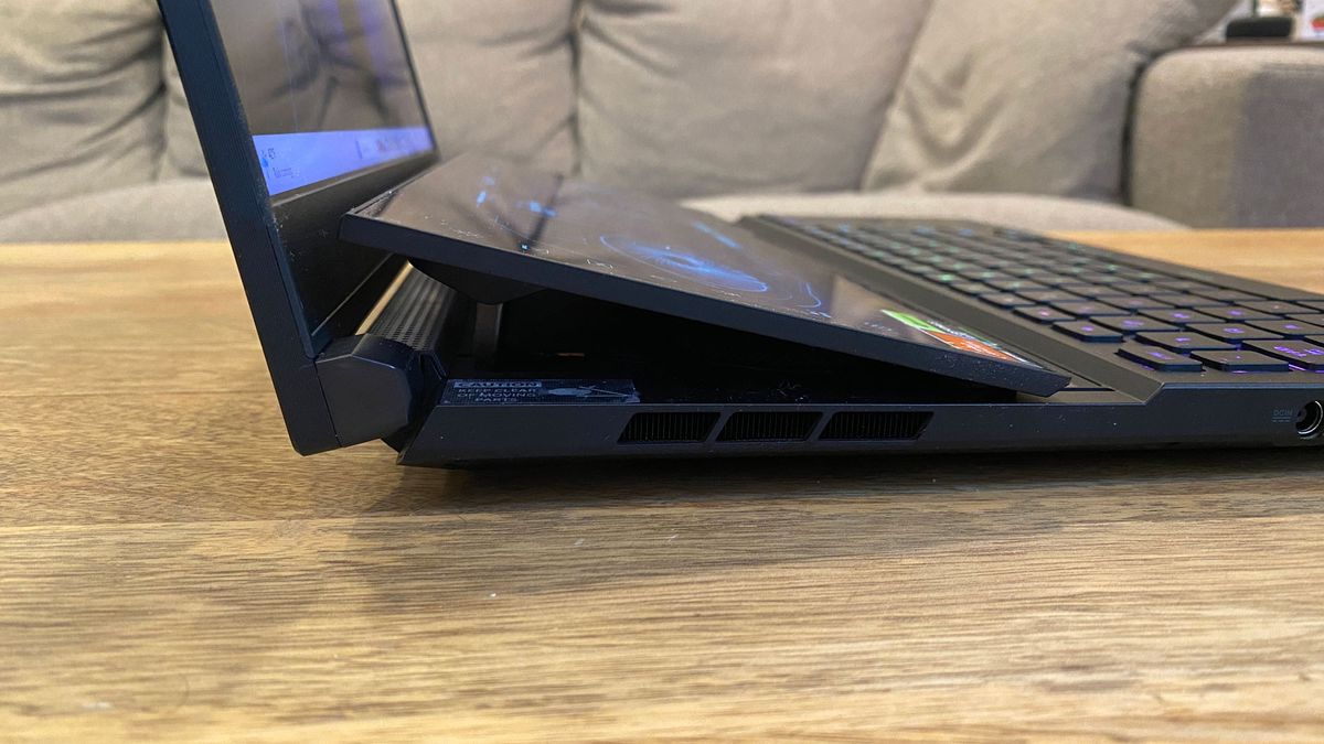 Asus ROG Zephyrus Duo 16