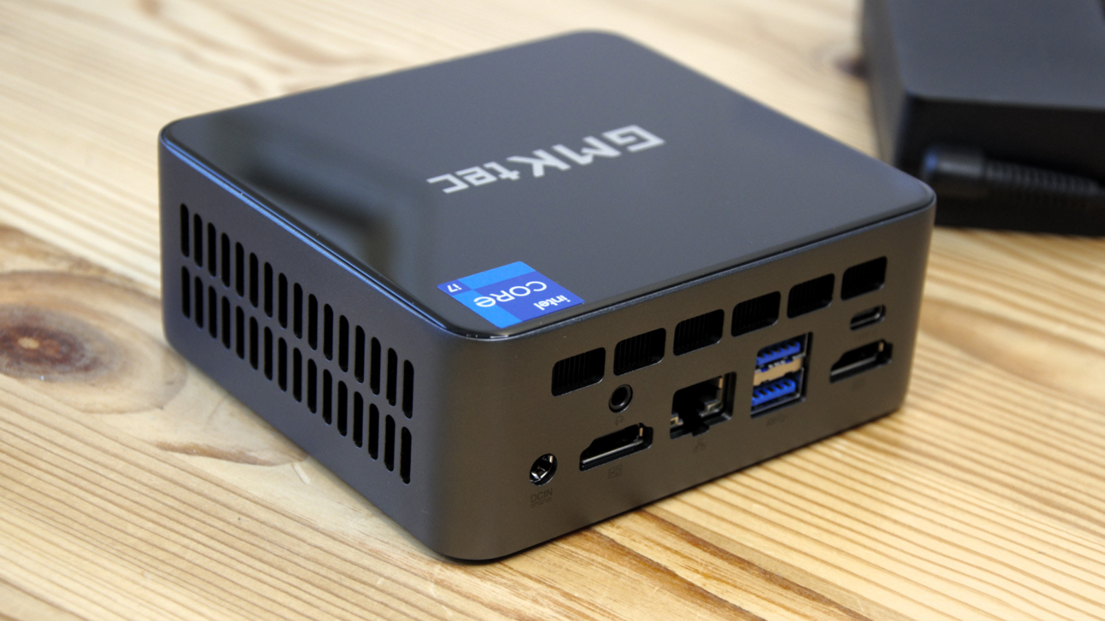 GMKtec NucBox M2 Mini PC