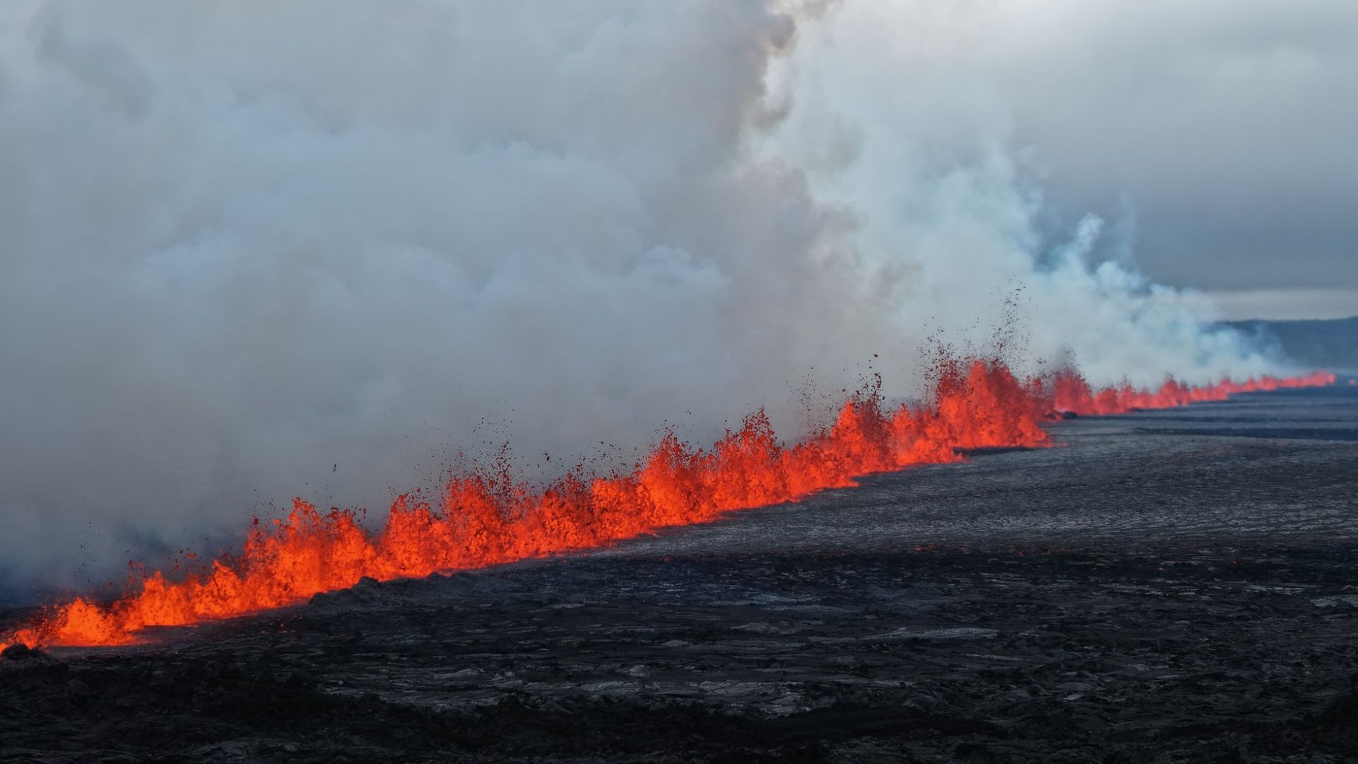 
                                Lava spews upward as the Sundhnúkagígar volcano erupts on the Reykjanes Peninsula near the town of Grindavík, Iceland
                            