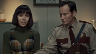 Cristin Milioti as Betsy Solverson and Patrick Wilson as Lou Solverson on Fargo Season 2