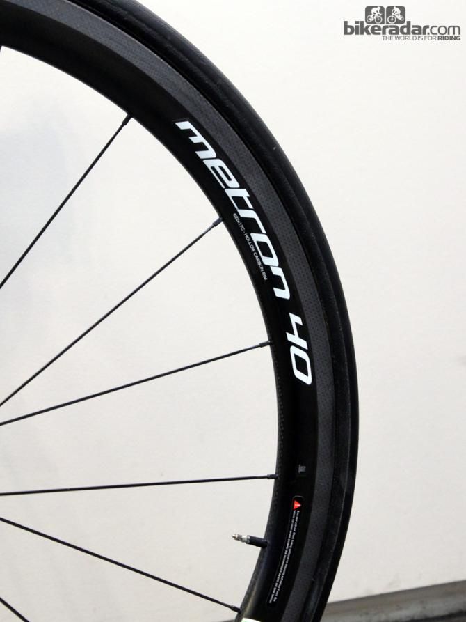 Sagan's bike was fitted with Vision Metron 40 carbon wheels when we caught up with it on Friday before Ronde van Vlaanderen