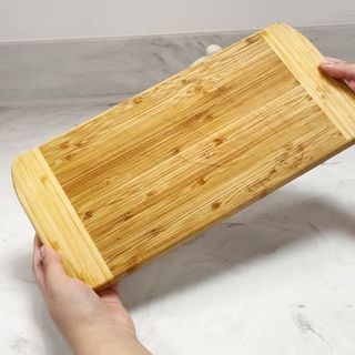 Clean wooden chopping board