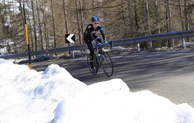 Bradley Wiggins taps out a steady tempo.