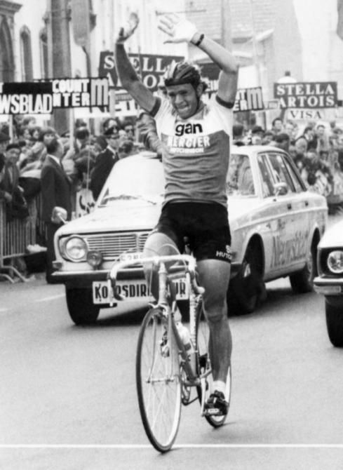 Cees Bal wins the Tour of Flanders in 1974