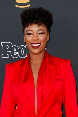 samira wiley - hairstyles for round faces