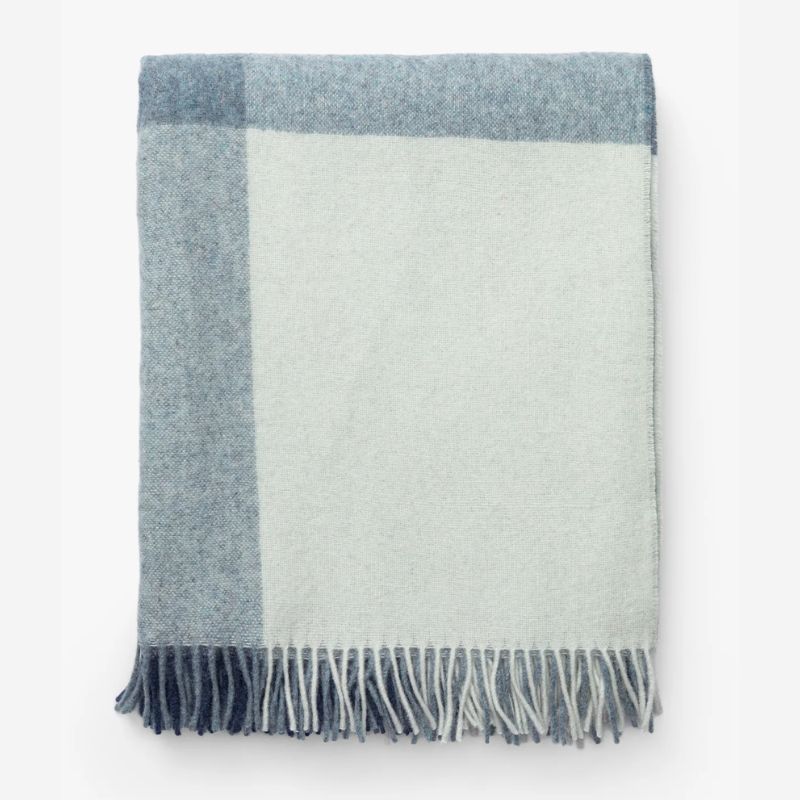 blue throw blanket