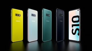 Samsung Galaxy S10e vs iPhone XR