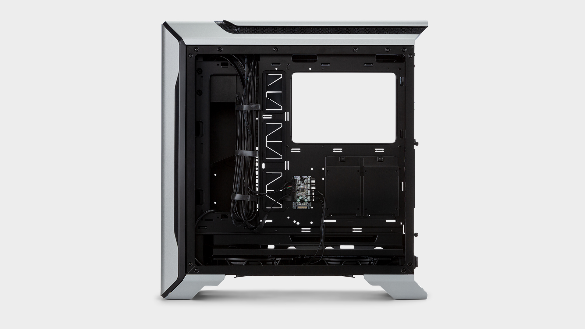 Cooler Master SL600M mid-tower chassis