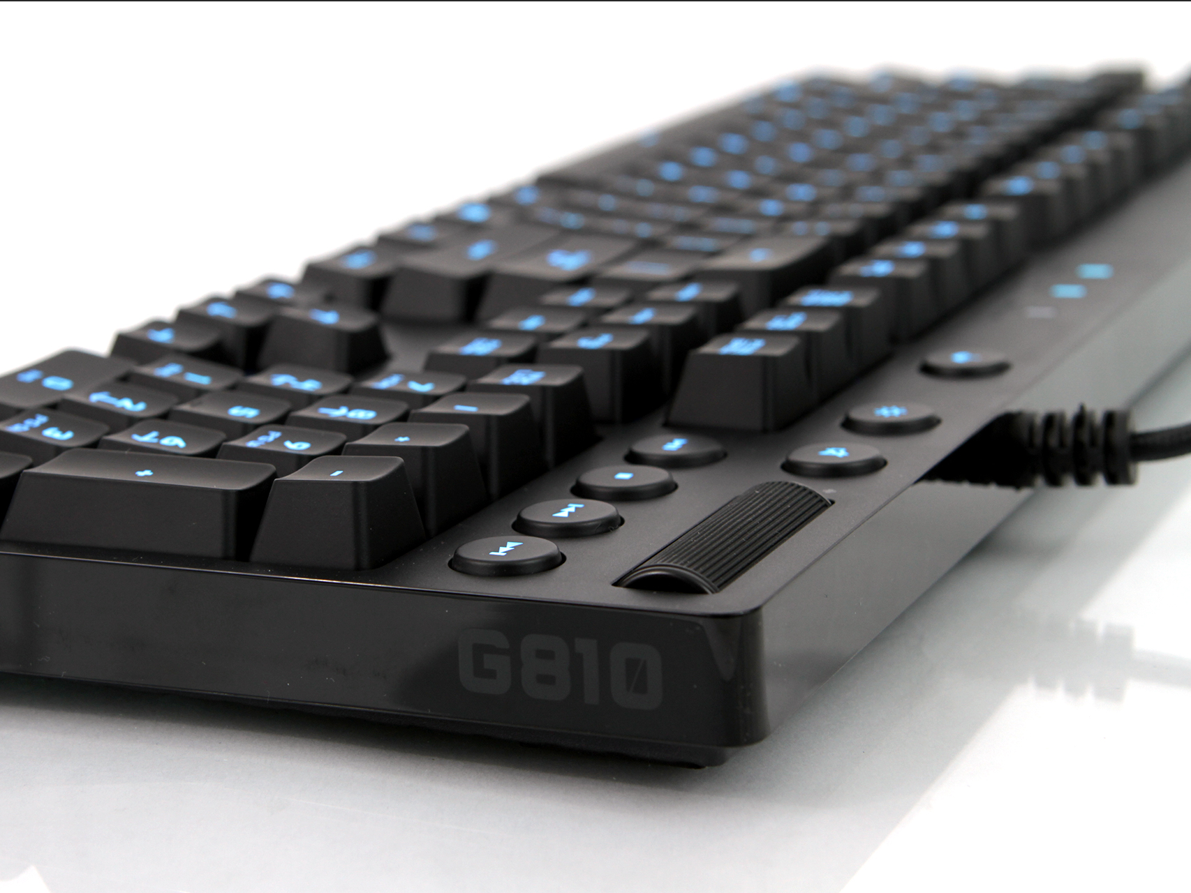 Logitech, Matured: The G810 Orion Spectrum Mechanical Keyboard 