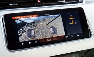 Range Rover Evoque dashboard technology